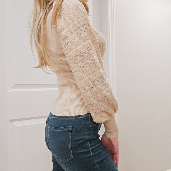 Sofia Vergara Jeans - Cream Puff Sleeve Sweater - SMALL - New Without Tags - Picture 4 of 9